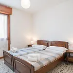 Bellavista - In Center Near Free Shuttle Апартаменты *