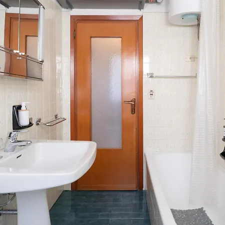 Apartamento Bellavista - In Center Near Free Shuttle Barzio
